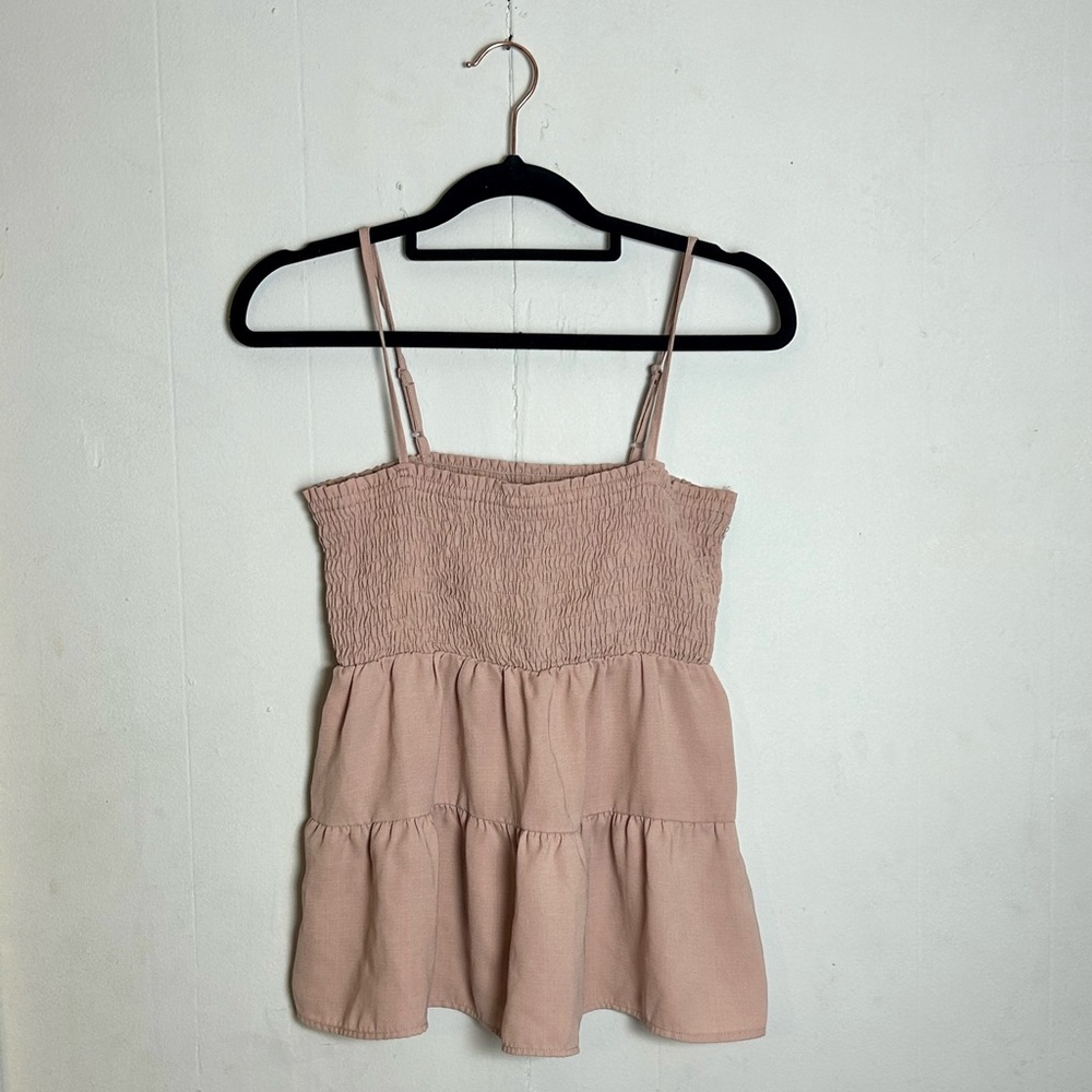 pink sleeveless top